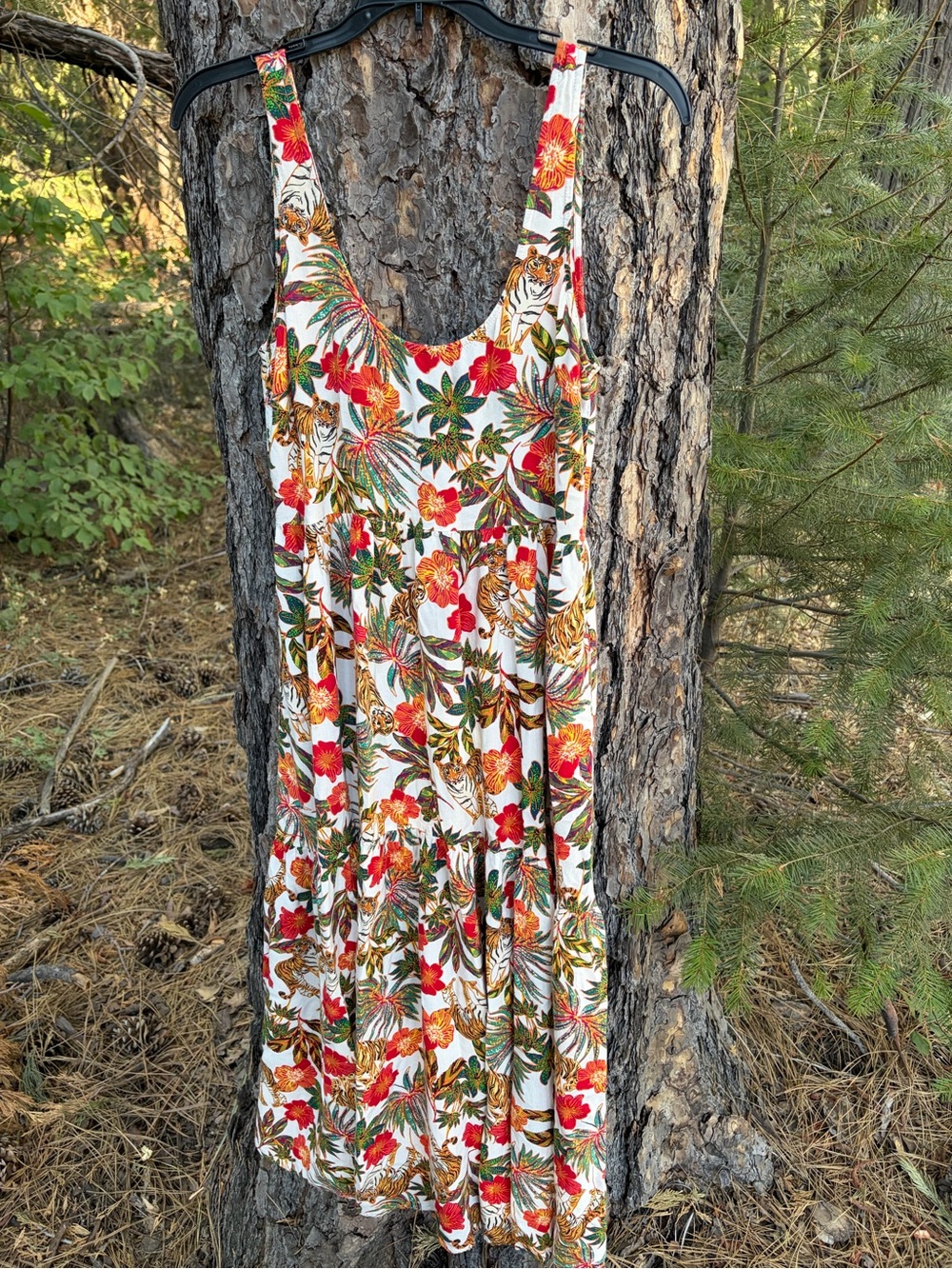 Jessica Simpson White Maxi Dress with Red & Green Tropical Print